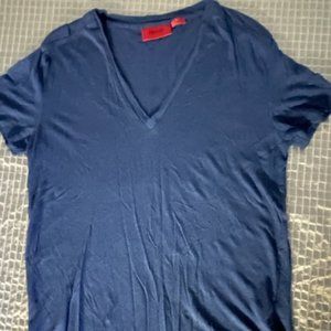 Hugo Boss v neck T-shirt size Small